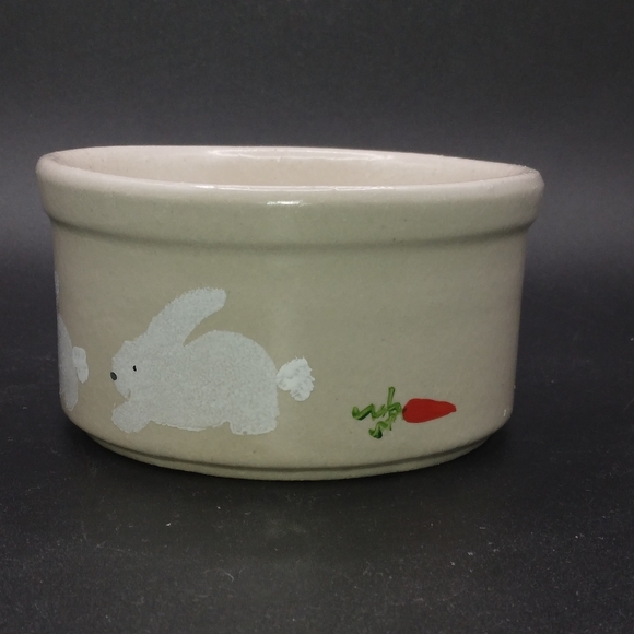 Robinson Ransbottom Handpainted Rabbits Stoneware Small Crock 2 Inch Spring - Picture 8 of 12